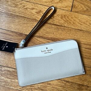 Kate Spade Light Sand Lucy Wristlet Leather NWT